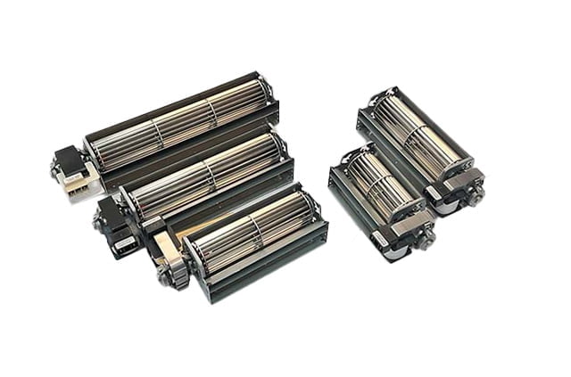 Ventilateurs tangentiels Trial ø 45 mm moteur gauche - Extracteurs d’air tangentiels Trial -Systèmes d’extraction d’air chaud tangentiels Trial pour poêles à pellets - Ventilateurs tangentiels pour expulsion d’air chaud Trial -Ventilateurs horizontaux air chaud ambiant Trial pour poêles à pellets